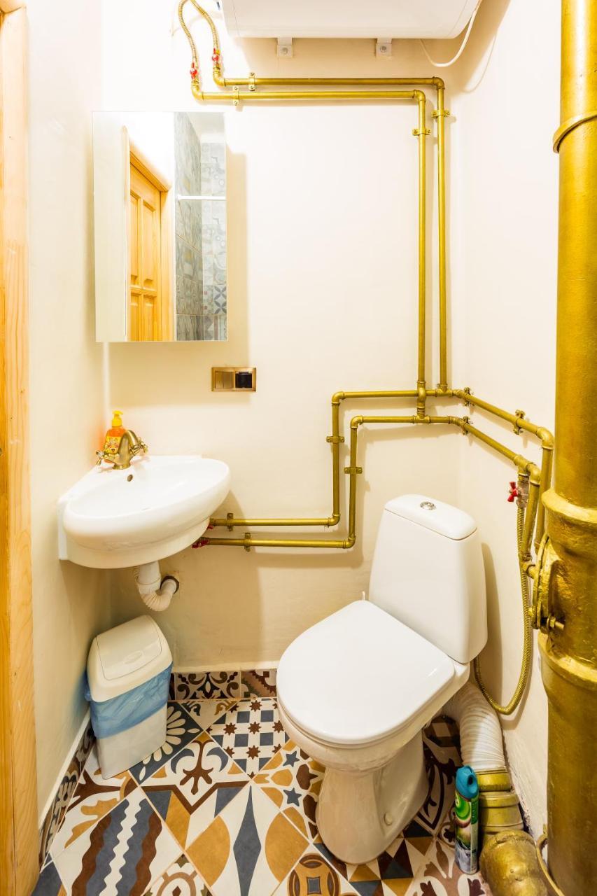 Nice Apartment Near Rynok Square Є Кондиціонер Світла Не Вимикали Lviv Ngoại thất bức ảnh